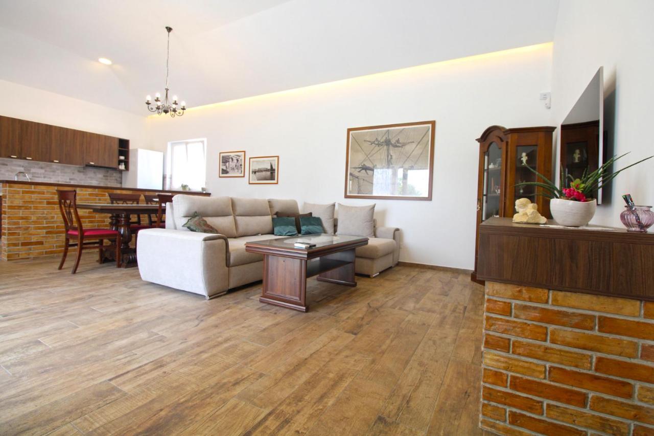 Villa Olgica 2269 PUY 외부 사진